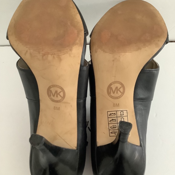 Michael Kors Geniune Leather Black shoe bootie size 8 - Picture 8 of 8